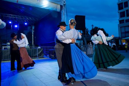 Folklorni večer_Rakek in Burja (18)